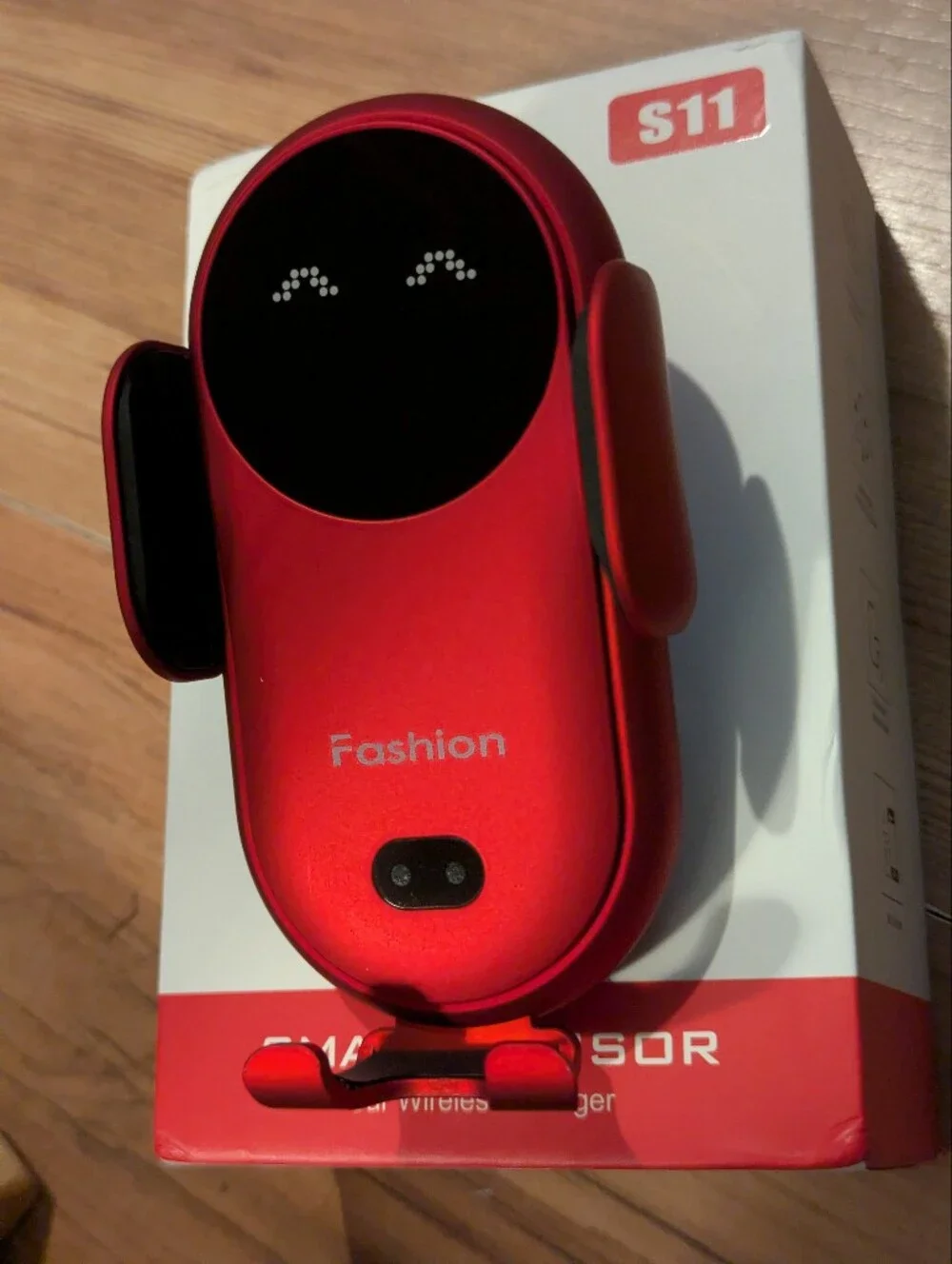 Red S11 Smart Sensor Car Wireless Charger